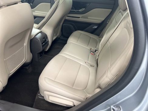 Certified 2022 Lincoln Corsair AWD w/ Premium Package image 11