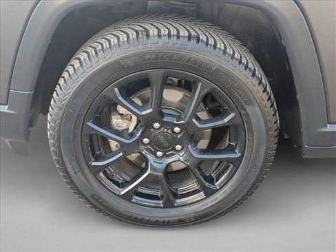 Used 2022 Jeep Compass Altitude image 9