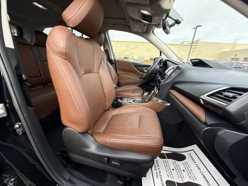 Used 2021 Subaru Forester Touring image 27