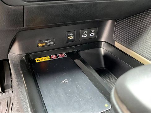 Used 2025 Toyota Camry SE w/ Multimedia Upgrade Package FWD image 26