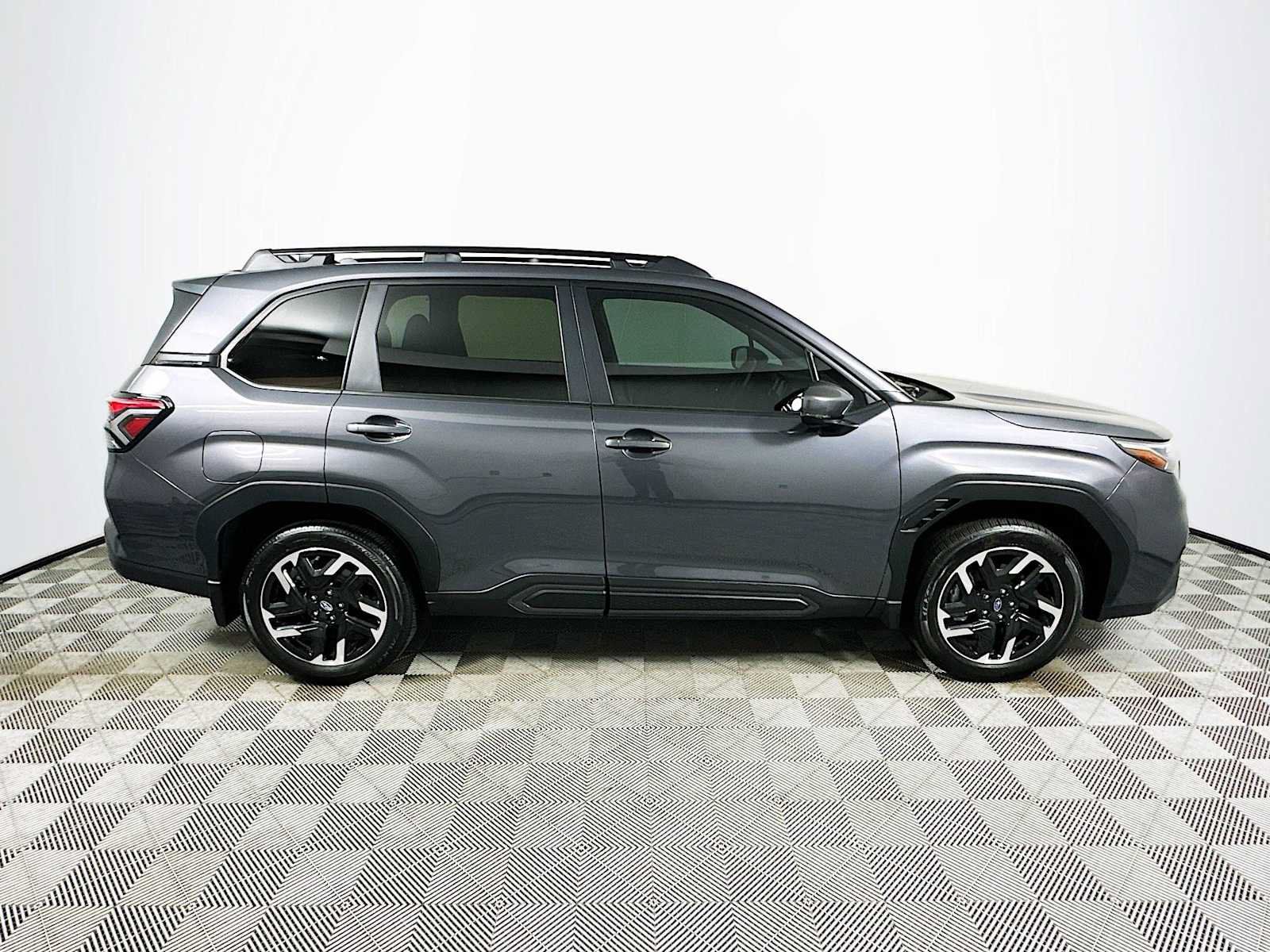 Used 2026 Subaru Forester Limited AWD/4WD image 8