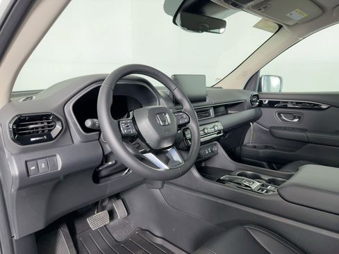New 2025 Honda Pilot EX-L image 4