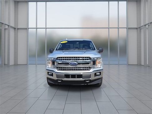 Used 2018 Ford F150 XLT w/ Equipment Group 302A Luxury image 3