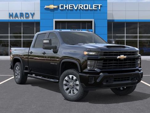 New 2026 Chevrolet Silverado 2500 Custom w/ Custom Value Package AWD/4WD image 7