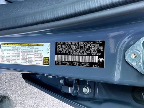 Certified 2026 Toyota Prius Plug-In Hybrid FWD image 34
