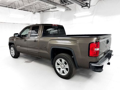 Used 2015 GMC Sierra 1500 SLE w/ SLE Value Package AWD/4WD image 3