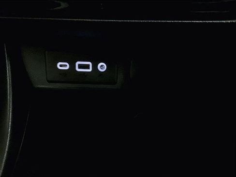 Used 2020 Buick Encore GX Select FWD image 31