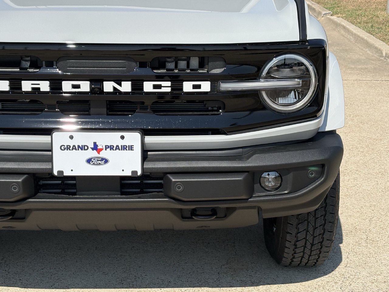 Used 2026 Ford Bronco Outer Banks AWD/4WD image 8