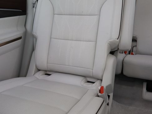 New 2026 Buick Enclave Avenir w/ Super Cruise Package AWD/4WD image 10