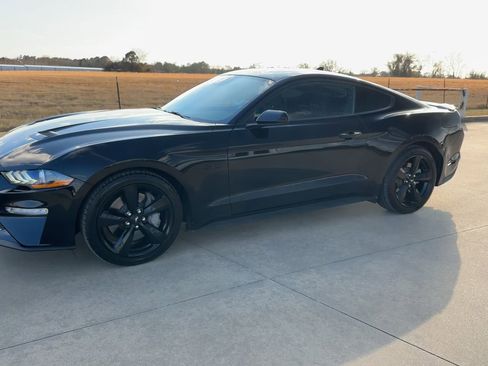 Used 2022 Ford Mustang GT w/ Black Accent Package image 5