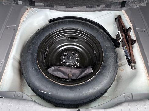 Used 2010 Honda CR-V LX image 13