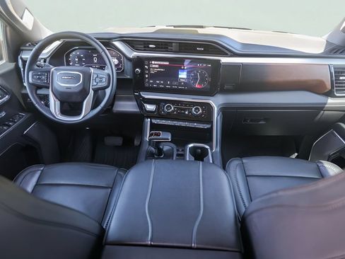 Used 2024 GMC Sierra 1500 Denali w/ Technology Package RWD image 28