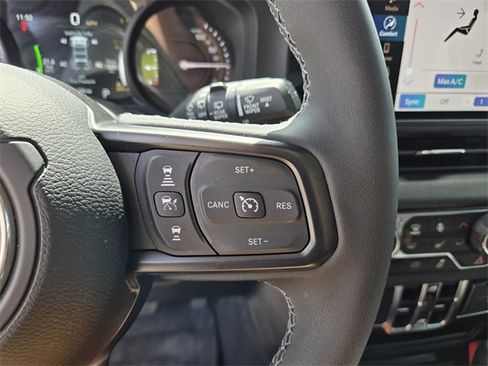 Used 2025 Jeep Wrangler Unlimited Sport S 4xe w/ Convenience Group image 31