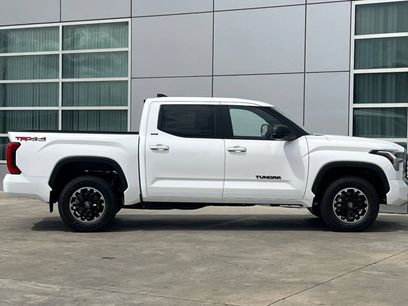New 2026 Toyota Tundra SR5 w/ TRD Off-Road Package