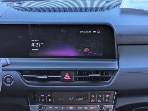 Certified 2026 Kia Seltos SX w/ SX Sunroof Package image 18