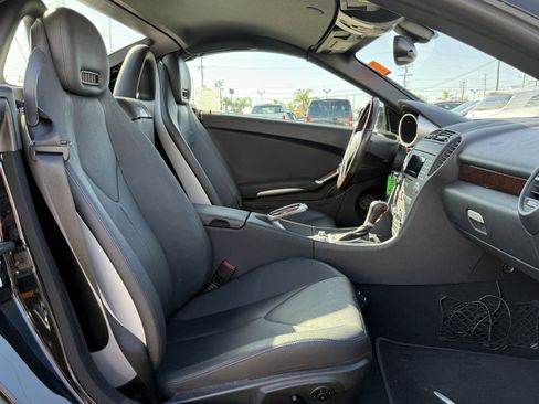 Used 2008 Mercedes-Benz SLK 280 w/ Premium Pkg I image 15