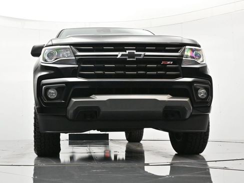 Certified 2021 Chevrolet Colorado Z71 w/ Z71 Midnight Edition image 38