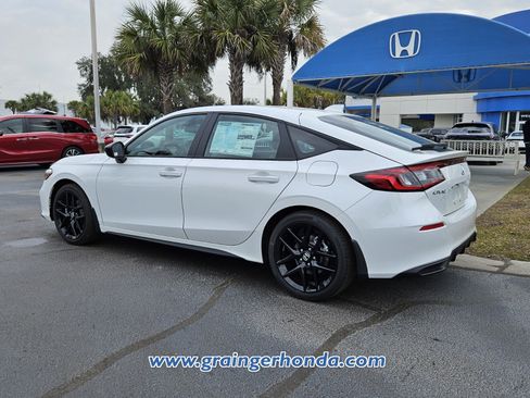Used 2025 Honda Civic Sport image 3