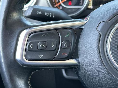 Certified 2020 Jeep Wrangler Unlimited Sahara AWD/4WD image 20