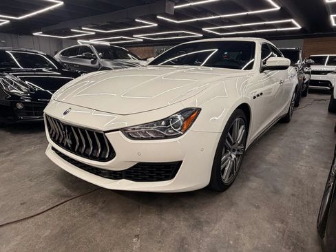 Used 2019 Maserati Ghibli RWD image 1