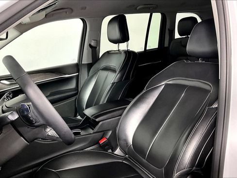 Used 2024 Jeep Grand Cherokee Limited w/ Black Appearance Package RWD image 25