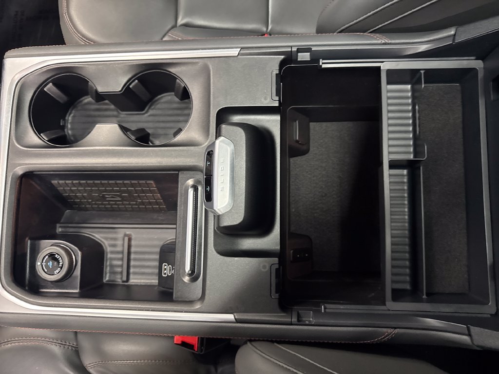 Certified 2025 Ford Expedition Active AWD/4WD image 31