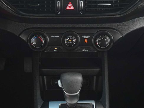 Used 2024 Kia Forte LXS FWD image 21