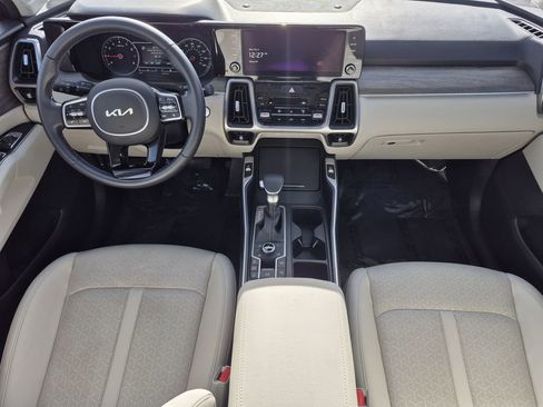 Certified 2023 Kia Sorento X-Line EX image 16