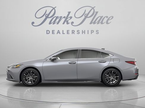 Used 2022 Lexus ES 300h w/ Premium Package FWD image 2