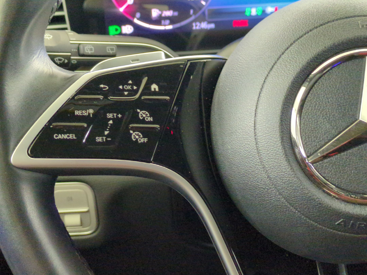 Certified 2025 Mercedes-Benz GLE 350 4MATIC image 8