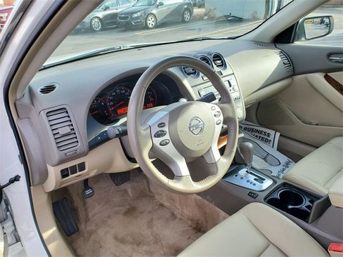 Used 2009 Nissan Altima 2.5 SL w/ SL Pkg image 12