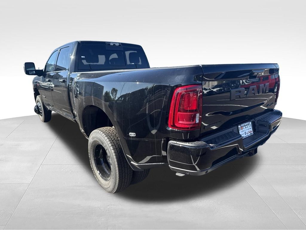 New 2027 RAM 3500 Big Horn AWD/4WD image 5