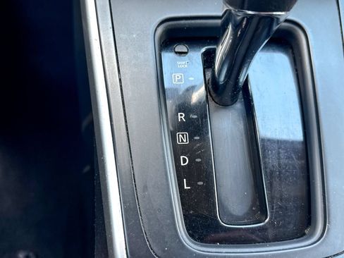 Used 2016 Nissan Sentra S FWD image 33