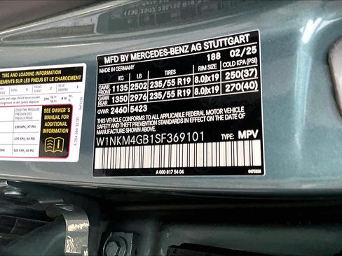 Used 2025 Mercedes-Benz GLC 300 image 38