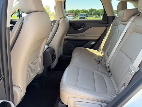 Used 2023 Lincoln Corsair FWD image 30