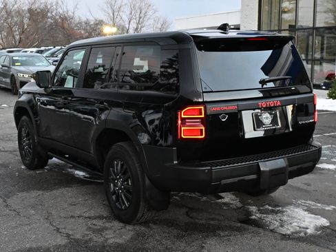 Used 2024 Toyota Land Cruiser 1958 image 13