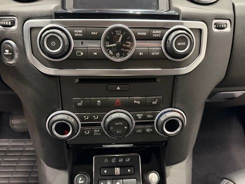 Used 2016 Land Rover LR4 HSE LUX AWD/4WD image 37