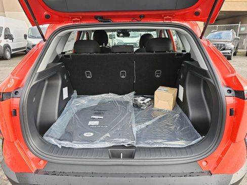 New 2026 Hyundai Kona SE image 15