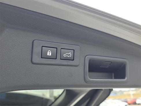 New 2026 Subaru Outback Touring image 15