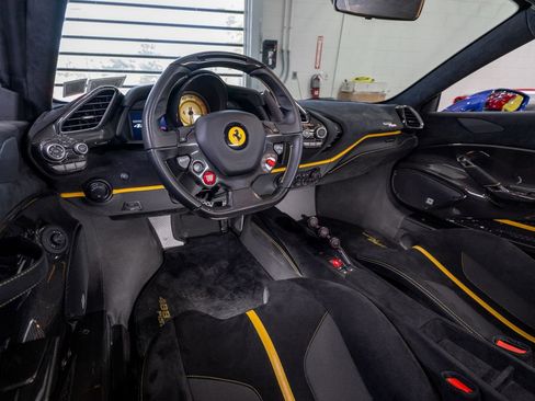 Certified 2019 Ferrari 488 Pista Coupe RWD image 21