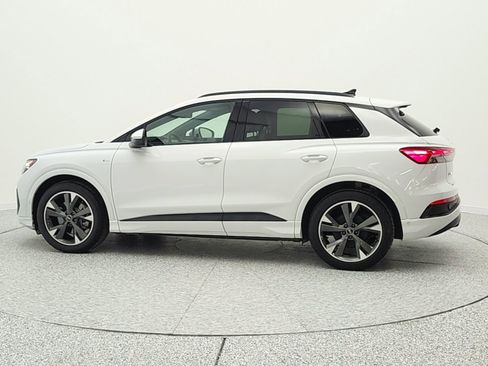 Used 2024 Audi Q4 e-tron Premium Plus w/ Premium Plus AWD/4WD image 8