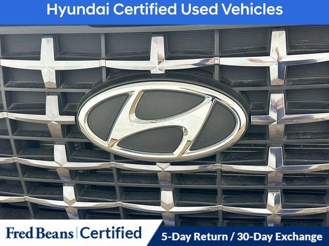 Certified 2023 Hyundai Venue Limited w/ Cargo Package FWD image 29