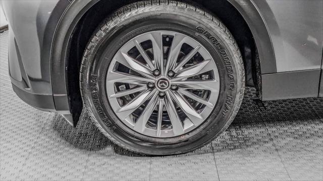 Used 2024 MAZDA CX-90 3.3 Turbo w/ Preferred Plus AWD/4WD image 35