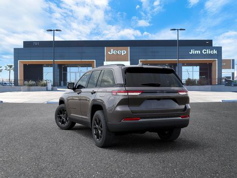 New 2026 Jeep Grand Cherokee Altitude image 3