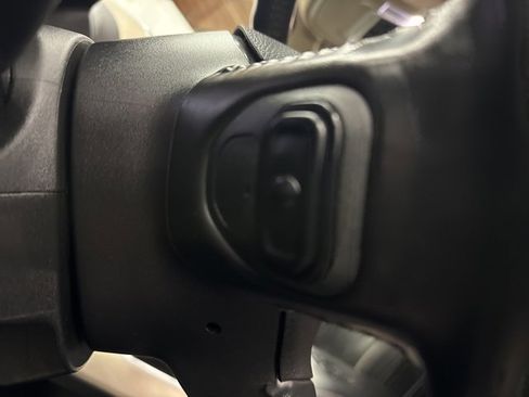 Used 2022 RAM 2500 Laramie image 37