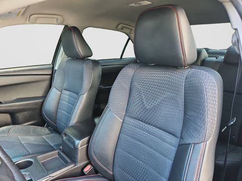 Used 2015 Toyota Camry SE FWD image 21