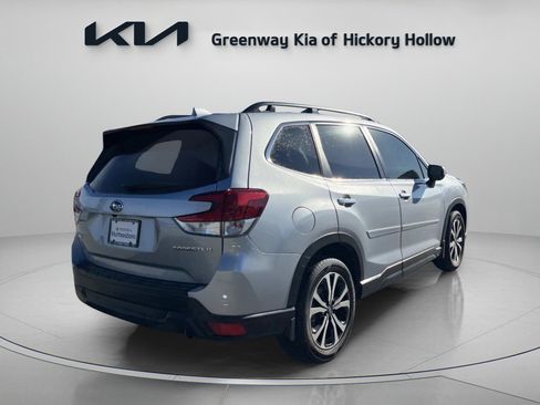 Used 2022 Subaru Forester Limited image 7