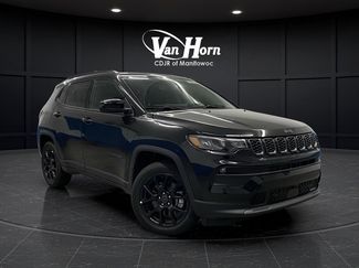 New 2026 Jeep Compass Latitude w/ Quick Order Package 29K AWD/4WD video 1