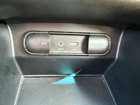 Used 2020 Kia Sorento S AWD/4WD image 29