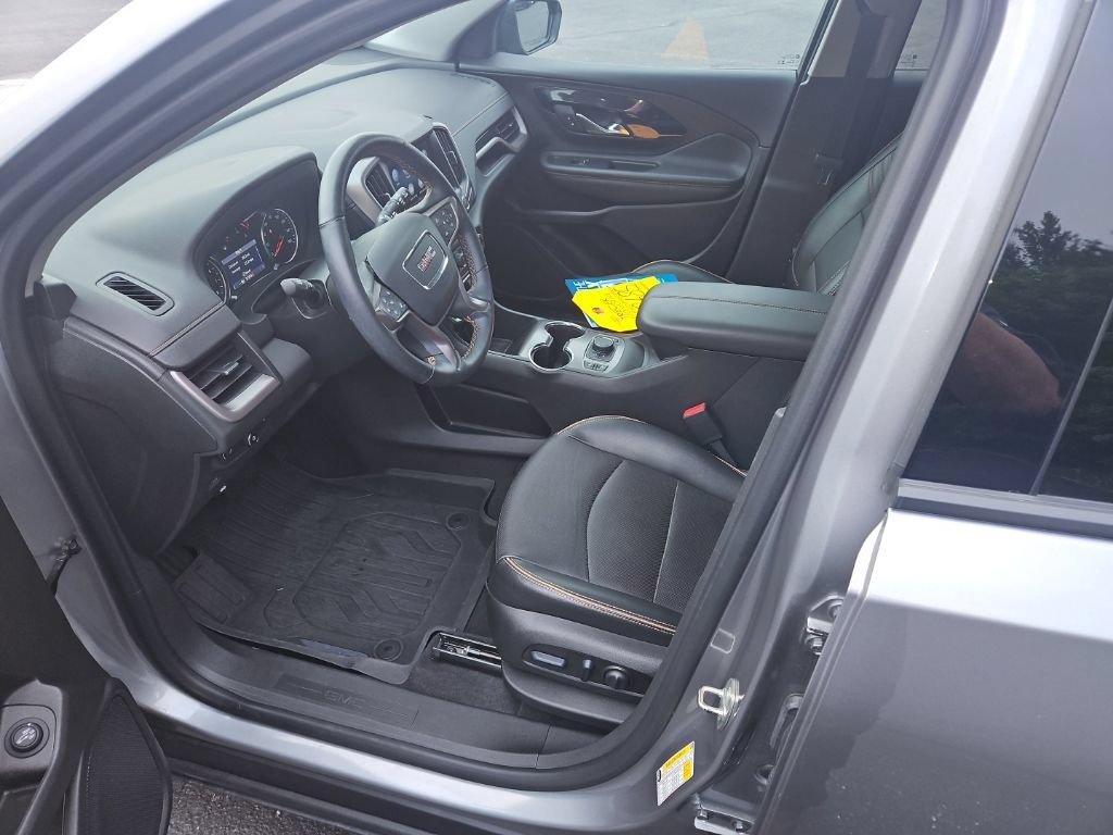 Used 2023 GMC Terrain AT4 w/ LPO, Floor Liner Package AWD/4WD image 14